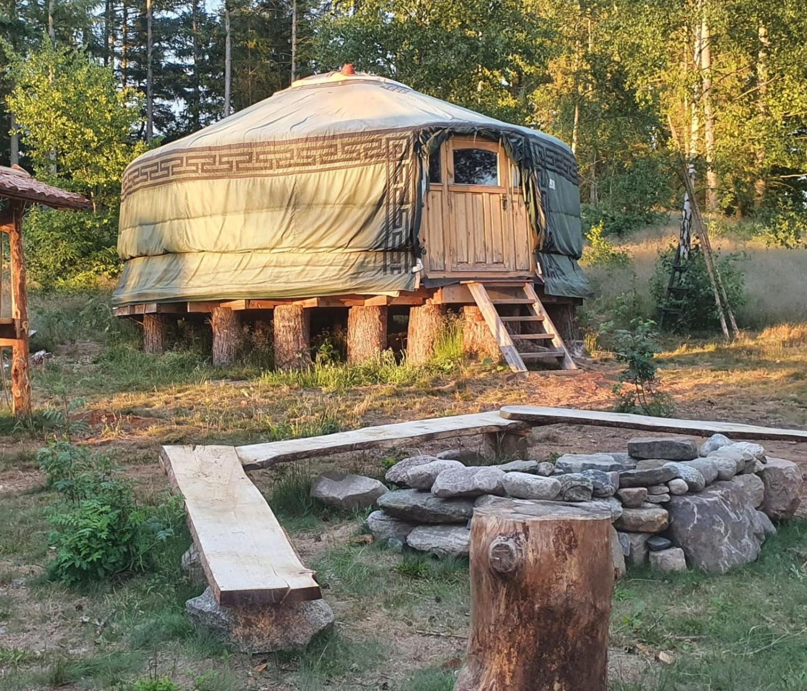 Vittfarnas Vikingaby Villa Sosdala Bagian luar foto