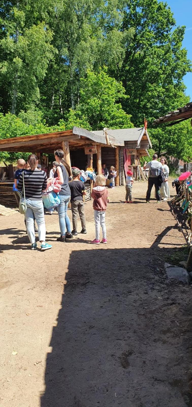 Vittfarnas Vikingaby Villa Sosdala Bagian luar foto